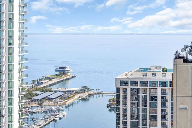 275 1ST AVENUE S 3304, St Petersburg, FL 33701