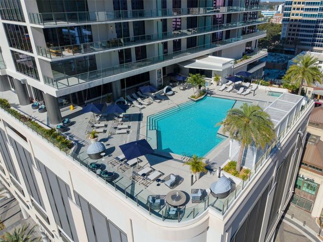 275 1ST AVENUE S 3304, St Petersburg, FL 33701