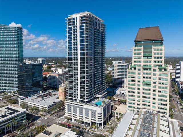 275 1ST AVENUE S 3304, St Petersburg, FL 33701