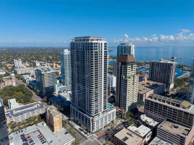 275 1ST AVENUE S 3304, St Petersburg, FL 33701