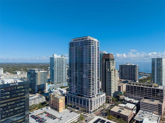 275 1ST AVENUE S 3304, St Petersburg, FL 33701