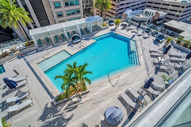 275 1ST AVENUE S 3304, St Petersburg, FL 33701