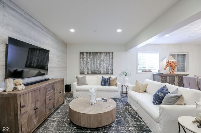 15669 Bethpage Trail, Carmel, IN 46033