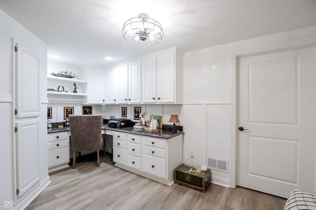 15669 Bethpage Trail, Carmel, IN 46033