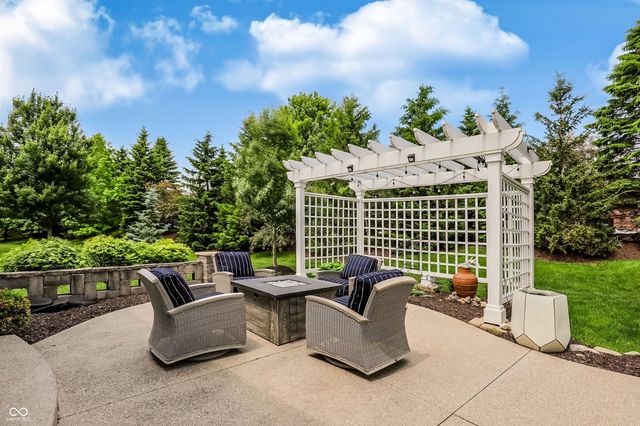 15669 Bethpage Trail, Carmel, IN 46033