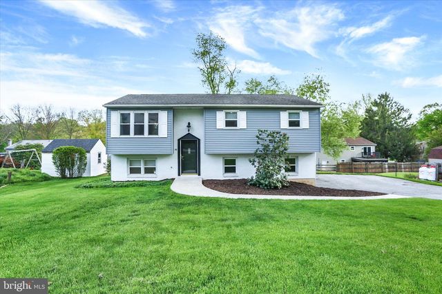 90 SUGAR MAPLE DR, Etters, PA 17319
