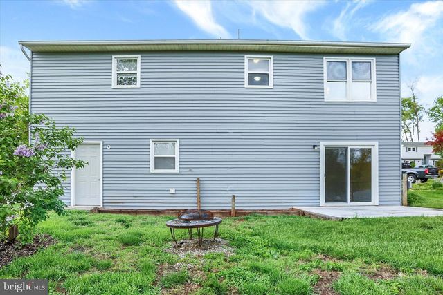 90 SUGAR MAPLE DR, Etters, PA 17319