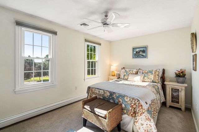 3 Jonathans Way, Upton, MA 01568