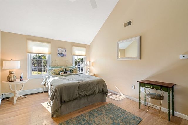 3 Jonathans Way, Upton, MA 01568