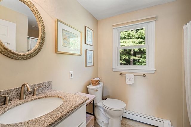 3 Jonathans Way, Upton, MA 01568