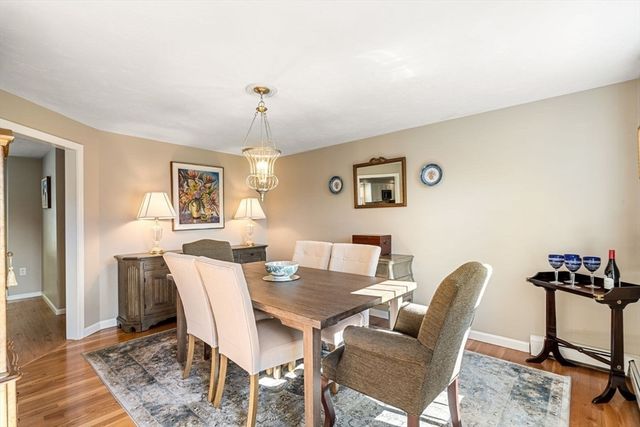 3 Jonathans Way, Upton, MA 01568