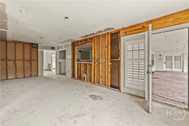 206 Stuart Street, Savannah, GA 31405