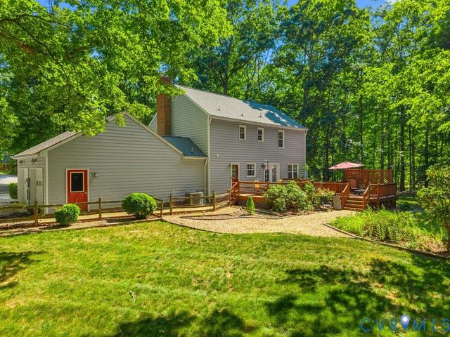 3100 Three Bridge Rd, Powhatan, VA 23139