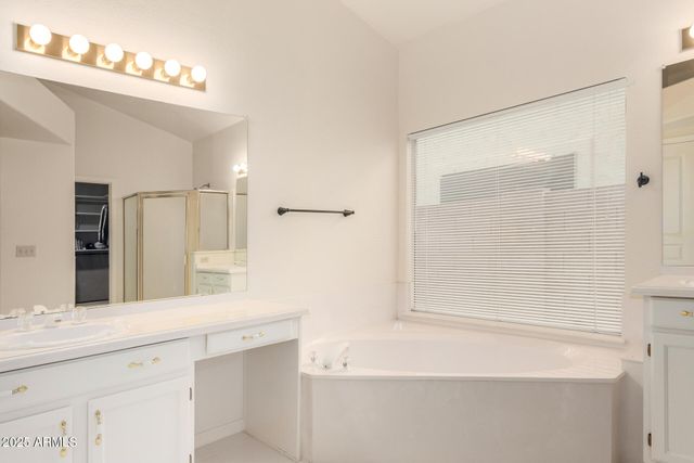 2403 E MOUNTAIN VISTA Drive, Phoenix, AZ 85048