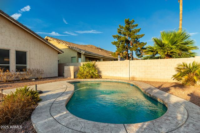 2403 E MOUNTAIN VISTA Drive, Phoenix, AZ 85048