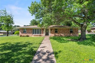 400 Downing Street, Belton, TX 76513