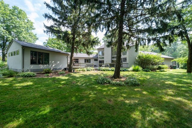 4103 Brentwood Drive, Valparaiso, IN 46383