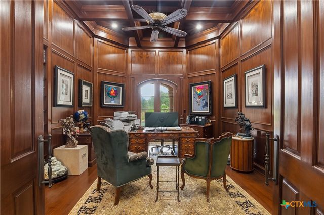 179 Post Oak Place, Inez, TX 77968