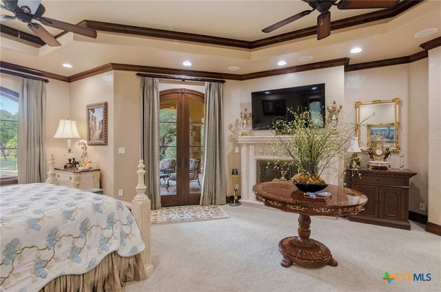 179 Post Oak Place, Inez, TX 77968