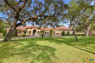 179 Post Oak Place, Inez, TX 77968