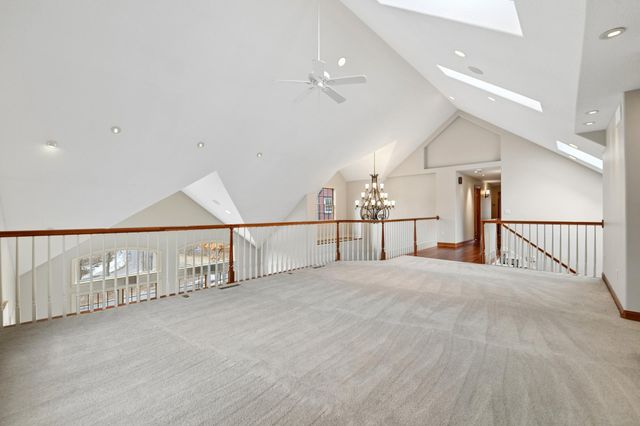 11625 Live Oak Drive, Minnetonka, MN 55305