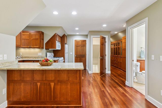 11625 Live Oak Drive, Minnetonka, MN 55305