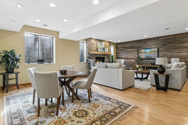 11625 Live Oak Drive, Minnetonka, MN 55305