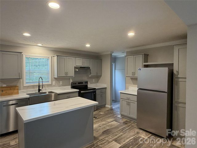 2735 Piney Road, Morganton, NC 28655
