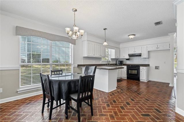 6417 Magnolia Place S Court, Mobile, AL 36695