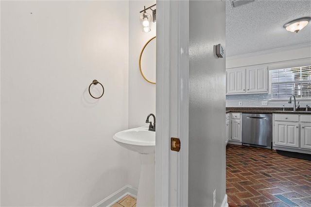 6417 Magnolia Place S Court, Mobile, AL 36695