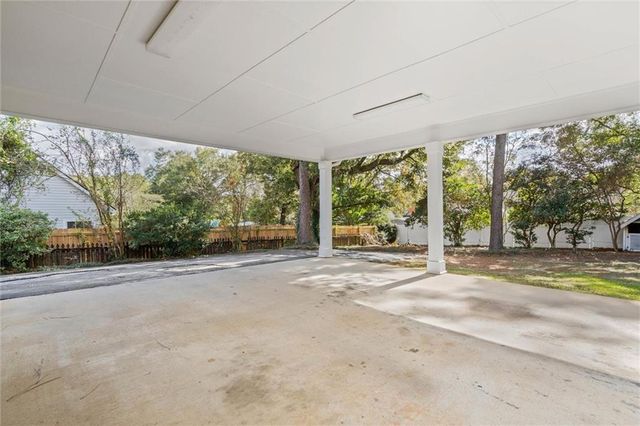 6417 Magnolia Place S Court, Mobile, AL 36695