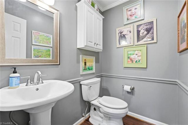 867 Brookleigh Court, Winston-salem, NC 27104