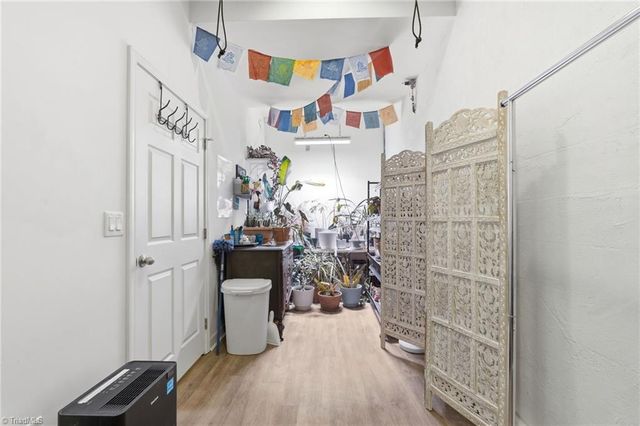 867 Brookleigh Court, Winston-salem, NC 27104