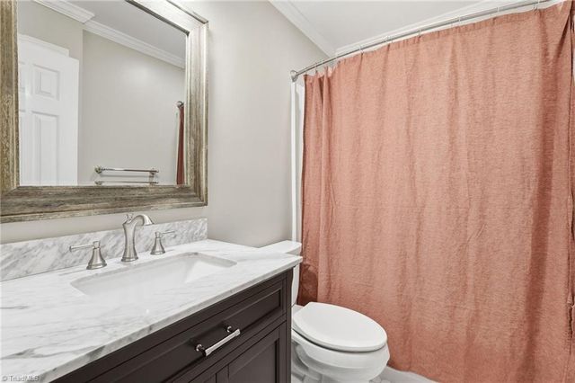 867 Brookleigh Court, Winston-salem, NC 27104