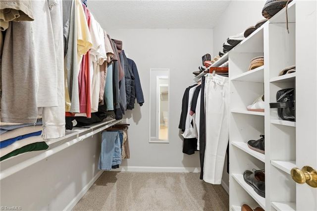 867 Brookleigh Court, Winston-salem, NC 27104