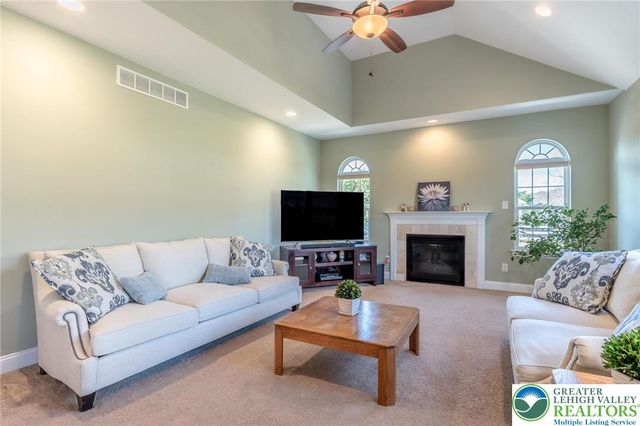 3505 Woodbyne Road, Springfield Twp, PA 18055