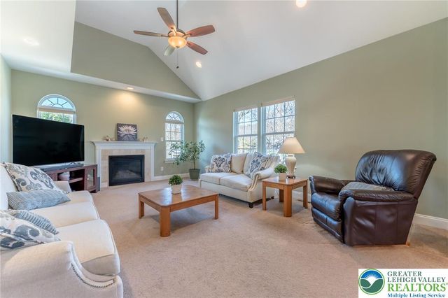 3505 Woodbyne Road, Springfield Twp, PA 18055