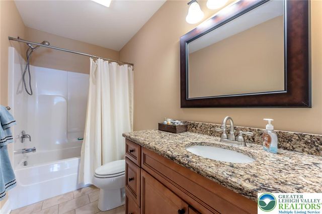 3505 Woodbyne Road, Springfield Twp, PA 18055