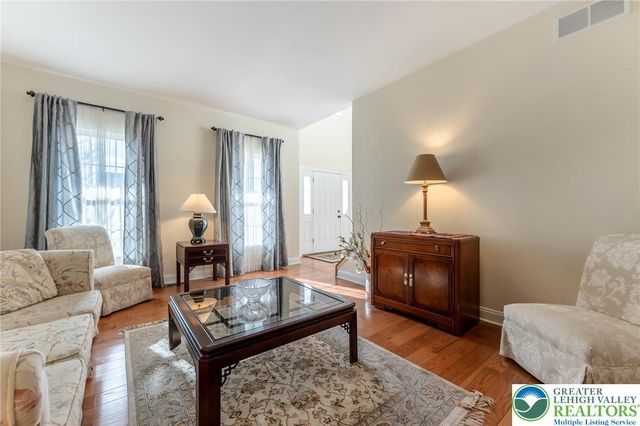 3505 Woodbyne Road, Springfield Twp, PA 18055