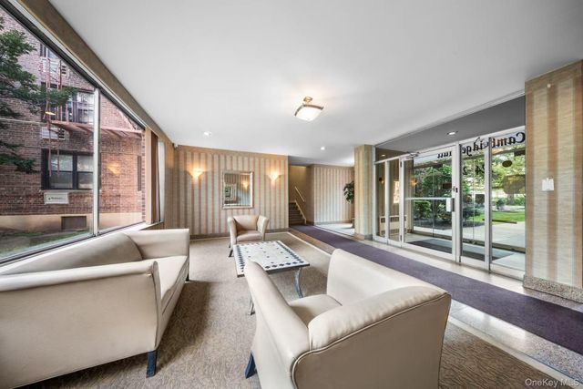 224-24 Union Turnpike 4J, Oakland Gardens, NY 11364