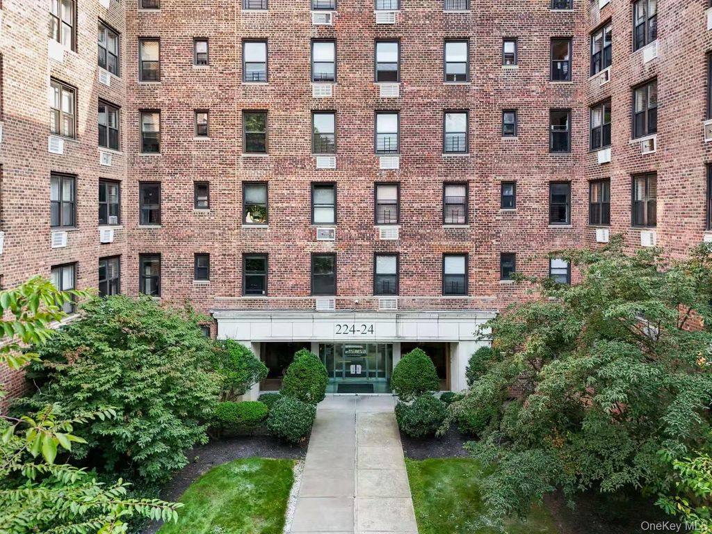 224-24 Union Turnpike 4J, Oakland Gardens, NY 11364