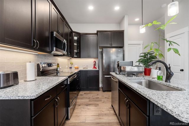 3321 Red Mountain Drive, Loveland, CO 80538