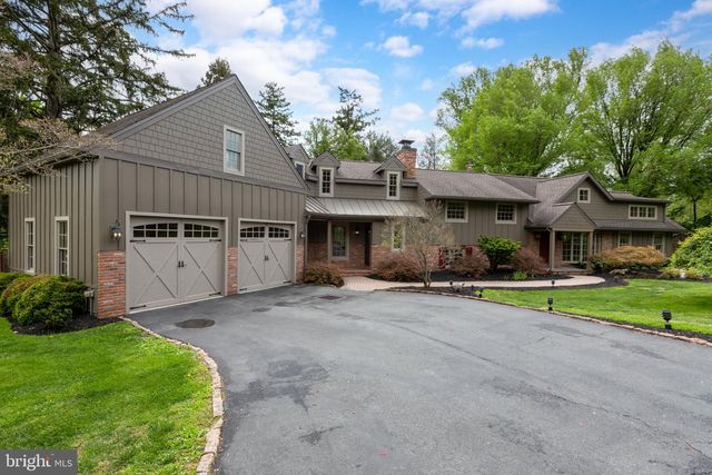 1324 COLLEGE HILL DR, Cheyney, PA 19319