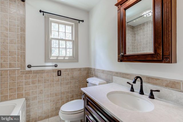 1324 COLLEGE HILL DR, Cheyney, PA 19319