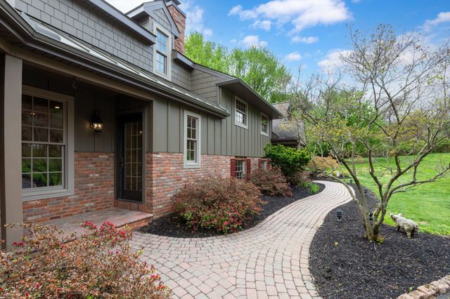 1324 COLLEGE HILL DR, Cheyney, PA 19319