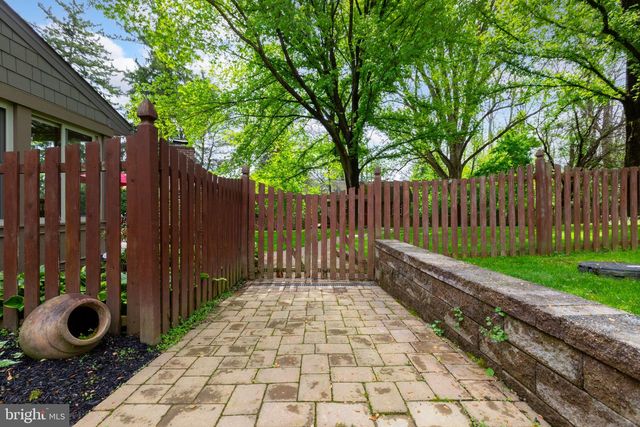 1324 COLLEGE HILL DR, Cheyney, PA 19319