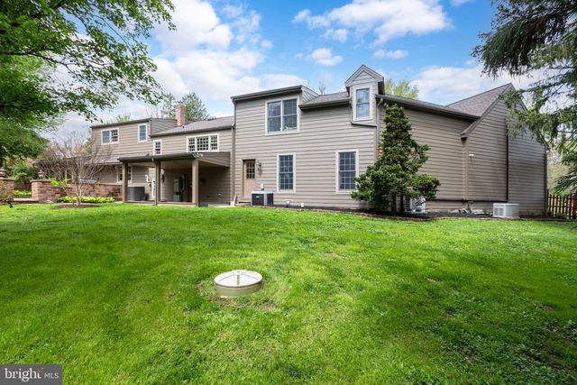 1324 COLLEGE HILL DR, Cheyney, PA 19319