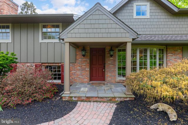 1324 COLLEGE HILL DR, Cheyney, PA 19319