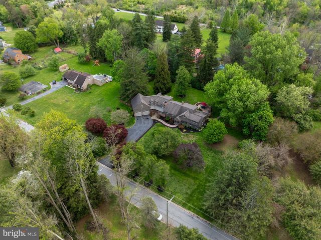 1324 COLLEGE HILL DR, Cheyney, PA 19319