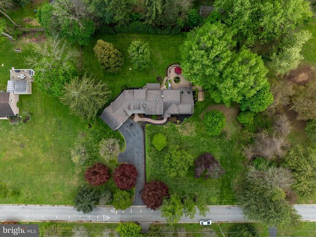 1324 COLLEGE HILL DR, Cheyney, PA 19319